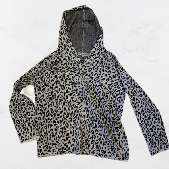 Knit Cheetah Print Hoodie - Picture 5 of 5